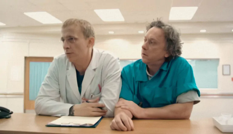 Момент из 1 серии 1 сезона