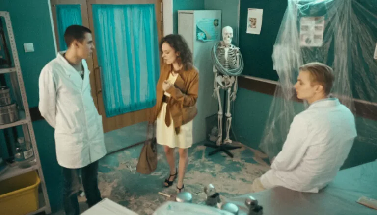 Момент из 7 серии 10 сезона