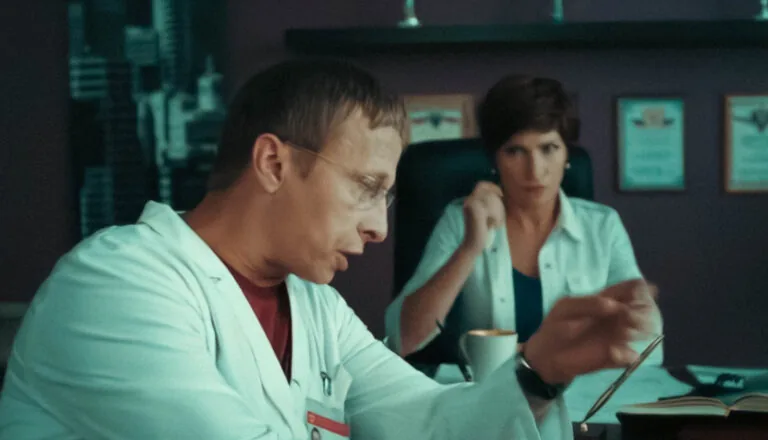 Момент из 10 серии 13 сезона