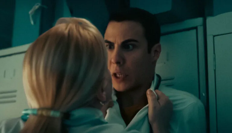 Момент из 8 серии 14 сезона