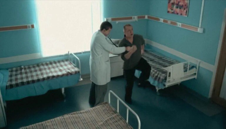 Момент из 3 серии 2 сезона