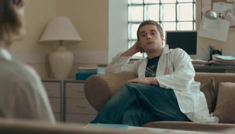 Момент из 8 серии 2 сезона