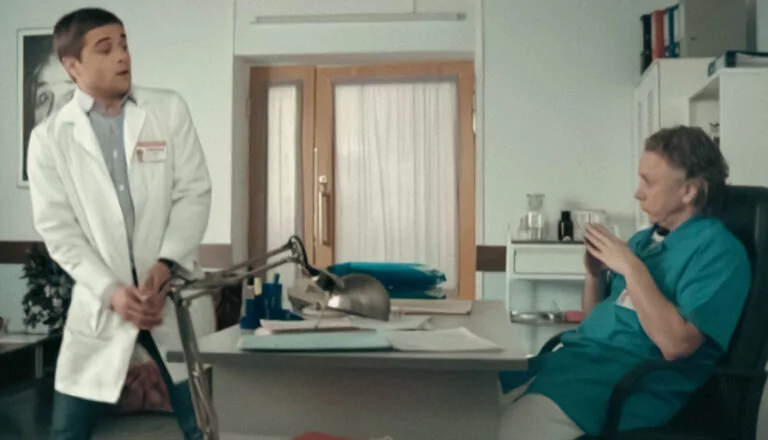 Момент из 11 серии 4 сезона