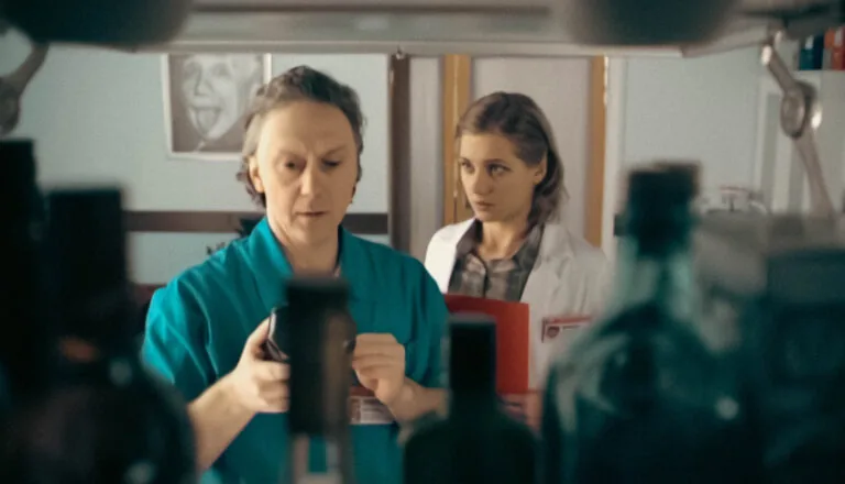 Момент из 15 серии 4 сезона