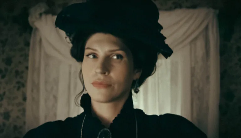 Момент из 1 серии 6 сезона