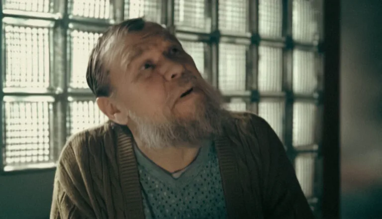 Момент из 9 серии 8 сезона