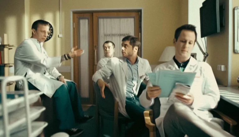 Момент из 1 серии 9 сезона