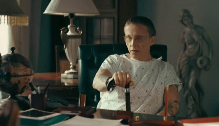 Момент из 20 серии 9 сезона